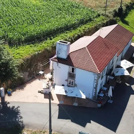 Auberge de jeunesse A Ponte De Ferreiros *
